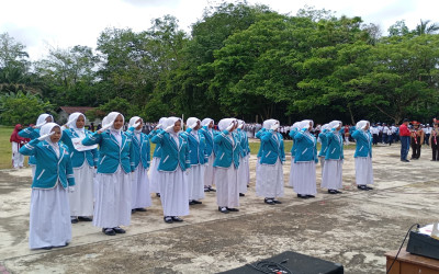 Semangat Kemerdekaan! MTs Al Mujahidin Ciptodadi ikuti Lomba Gerak Jalan Kecamatan Sukakarya